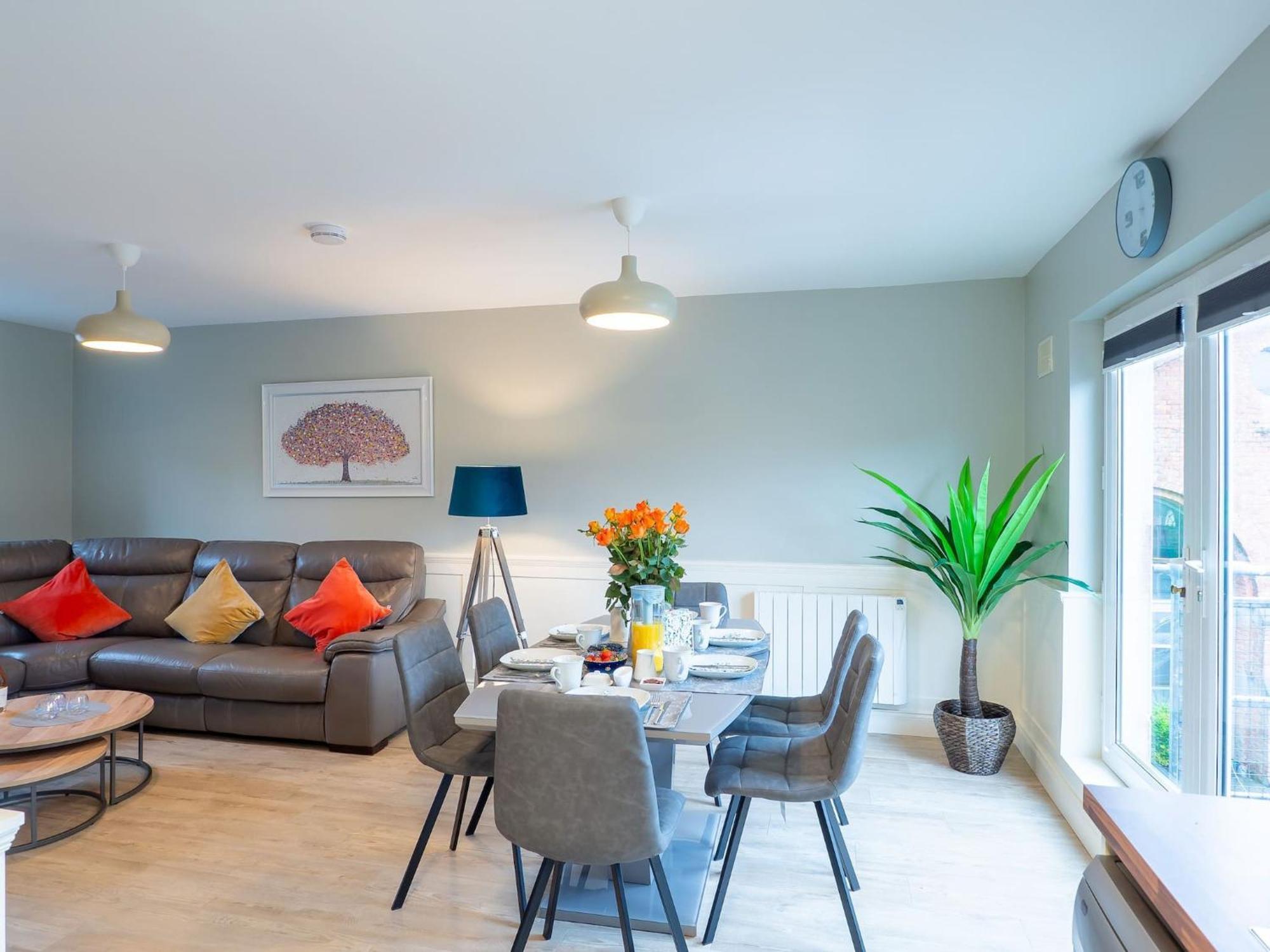 דירות קליפדן Eve'S Townhouse מראה חיצוני תמונה